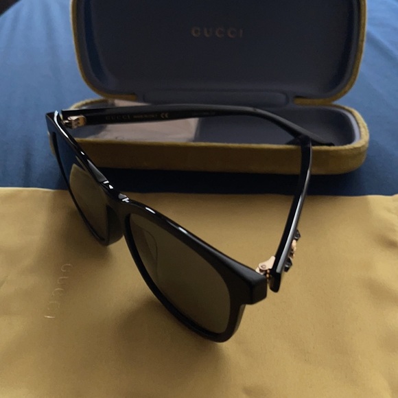 GUCCI SUNGLASSES - Picture 3 of 16